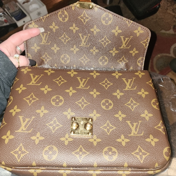 Louis Vuitton bag